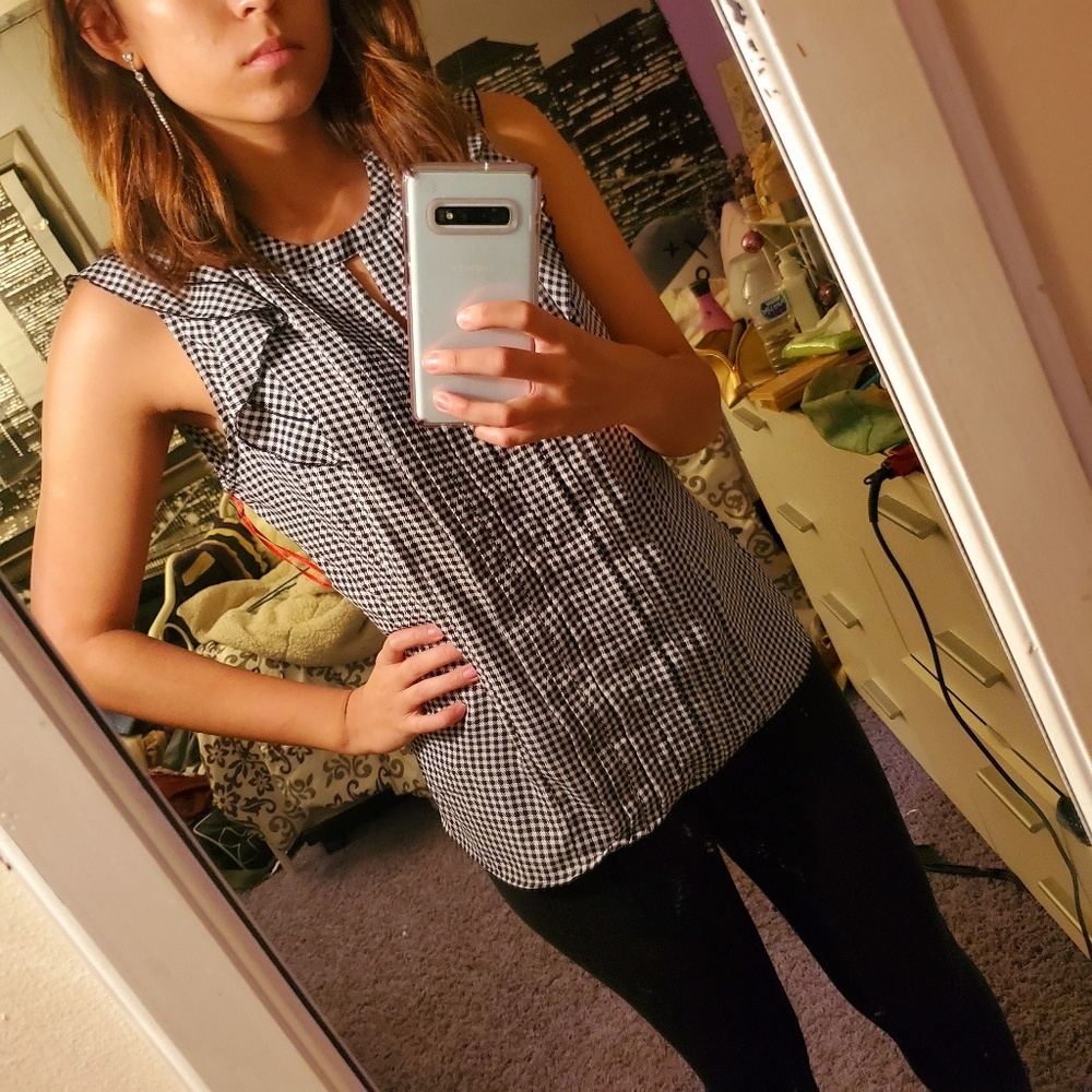 Elle Sleeveless Black Gingham Blouse